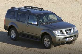 Nissan Pathfinder 2.5 DCi LE Premium