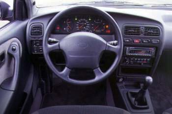 Nissan Primera 2.0 SE