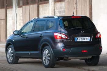 Nissan Qashqai+2 2.0 Connect Edition