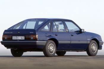 Opel Ascona 1.8i GT