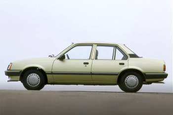 Opel Ascona 1.8i GT