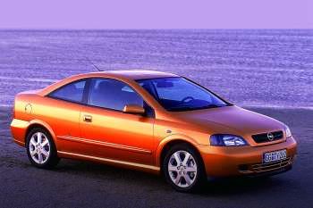 Opel Astra Coupe 2.2i-16V