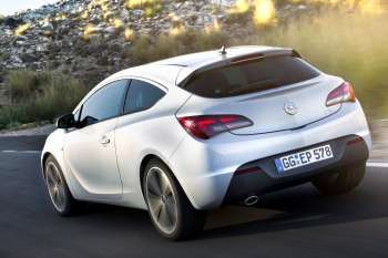 Opel Astra 2012