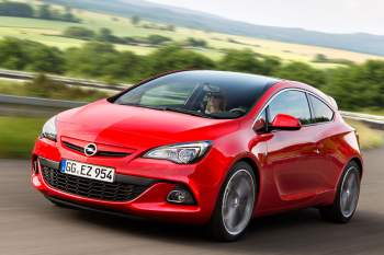 Opel Astra 2012