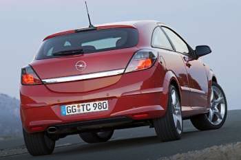 Opel Astra GTC 1.3 CDTi 90hp Cosmo