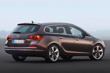 Opel Astra Sports Tourer Van 2.0 CDTI 165hp Design Edition