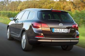 Opel Astra 2012