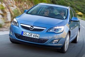 Opel Astra Sports Tourer 1.4 Turbo 140hp Sport