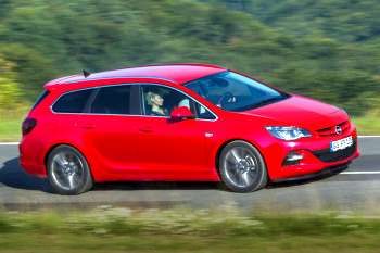 Opel Astra Sports Tourer 1.6 Turbo Sport+