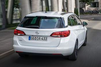 Opel Astra Sports Tourer 1.2 Turbo 110hp Edition