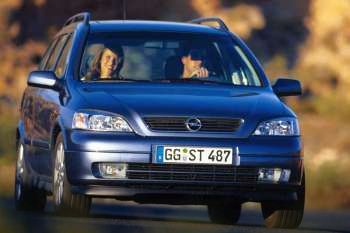 Opel Astra Stationwagon 2.0i-16V CDX