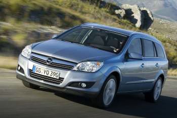 Opel Astra Stationwagon 1.9 CDTi 120hp Essentia