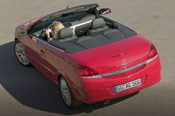 Opel Astra TwinTop 2.0 T 200hp Cosmo