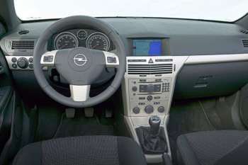 Opel Astra TwinTop 1.6 Turbo Temptation