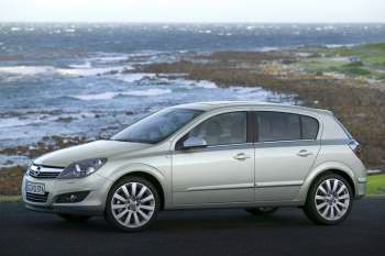 Opel Astra 1.9 CDTi 120hp Essentia
