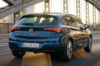 Opel Astra 1.2 Turbo 130hp Business Edition