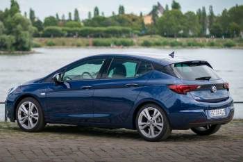 Opel Astra 1.2 Turbo 110hp Edition