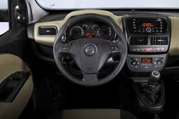 Opel Combo 2012