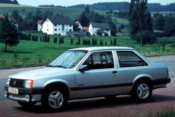 Opel Corsa TR 1.2 S