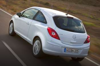 Opel Corsa 1.2-16V Color Edition