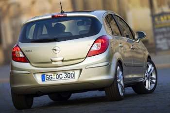 Opel Corsa C 1.2 16V Essentia 2004-2006, Autocatalog