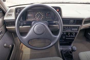 Opel Kadett Cabrio 2.0i Edition