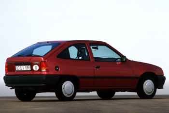 Opel Kadett 1.8 GSi