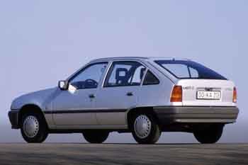 Opel Kadett 1.8 GSi