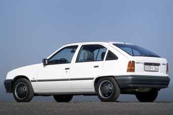 Opel Kadett 1.8i GT