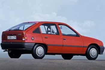 Opel Kadett 1.6 S GLS