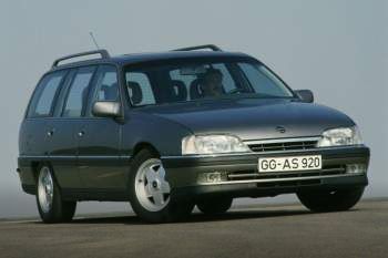 Opel Omega Caravan 2.6i GLS