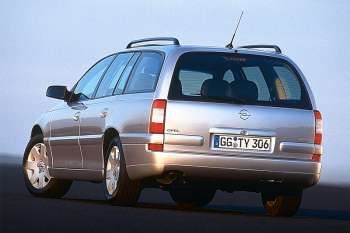 Opel Omega Stationwagon 2.2i-16V Elegance