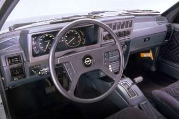 Opel Rekord 2.0 E Luxus
