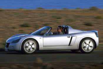 Opel Speedster 2001