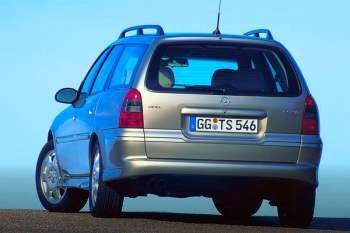 Opel Vectra Stationwagon 1.6i-16V Business Edition