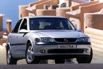 Opel Vectra 1.8i-16V CD