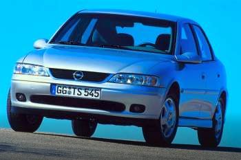 Opel Vectra 2.0i-16V CDX