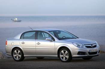 Opel Vectra 1.8-16V CR Cosmo