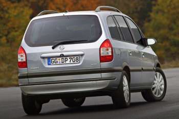 Opel Zafira 2.2i-16V Comfort