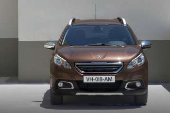 Peugeot 2008 Allure 1.2 Puretech 110