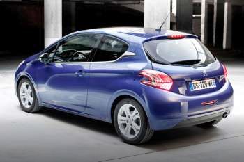 Peugeot 208 Active 1.6 E-HDi 92hp