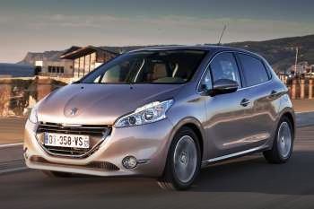 Peugeot 208 Blue Lease Executive 1.2 PureTech 82