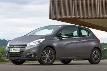 Peugeot 208 Allure 1.6 BlueHDi 100