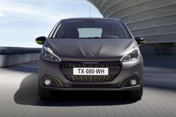 Peugeot 208 2015