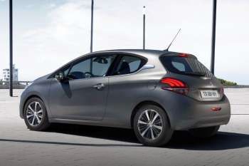 Peugeot 208 Allure 1.6 BlueHDi 100