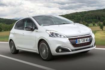 Peugeot 208 Blue Lease Executive 1.2 PureTech 110