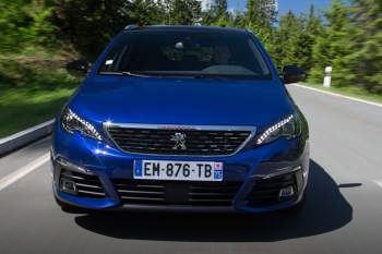 Peugeot 308 SW Blue Lease Executive 1.2 PureTech 110