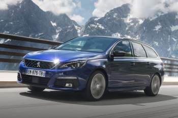 Peugeot 308 SW Blue Lease Executive 1.2 PureTech 110