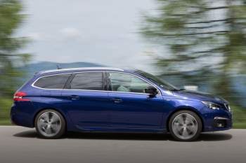 Peugeot 308 SW Blue Lease Executive 1.2 PureTech 110