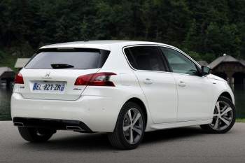 Peugeot 308 Allure 1.2 PureTech 130